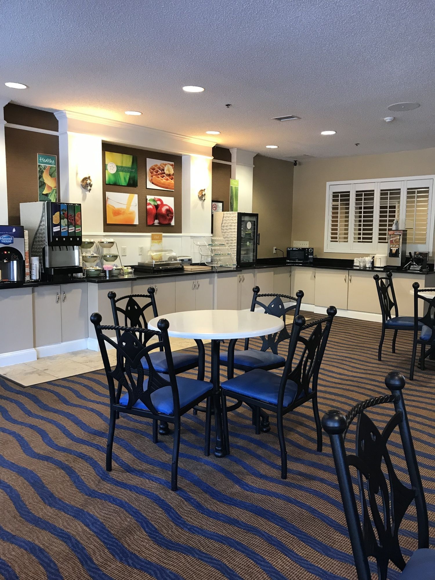 Blue Water Inn & Suites, BW Signature Collection