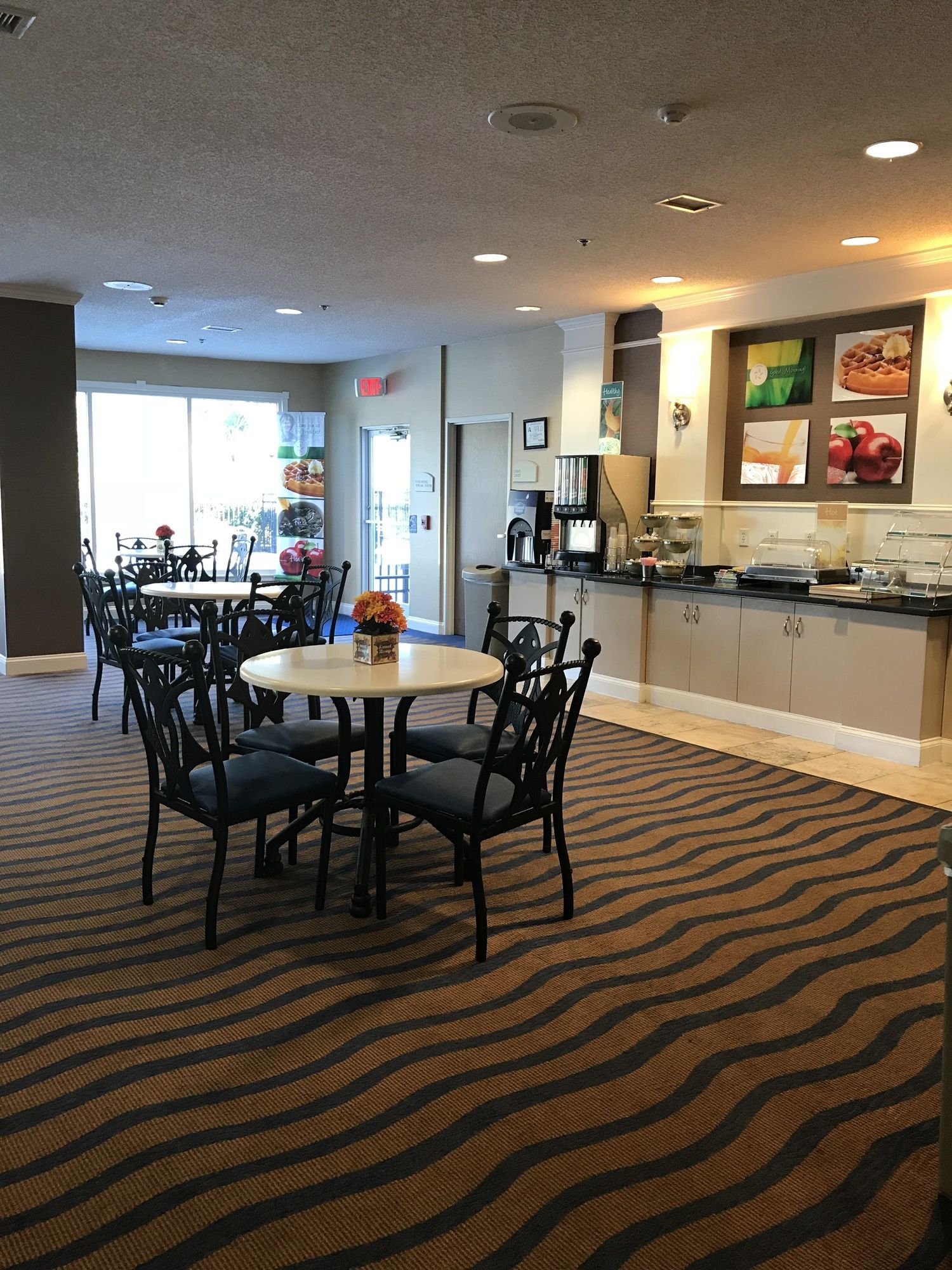 Blue Water Inn & Suites, BW Signature Collection