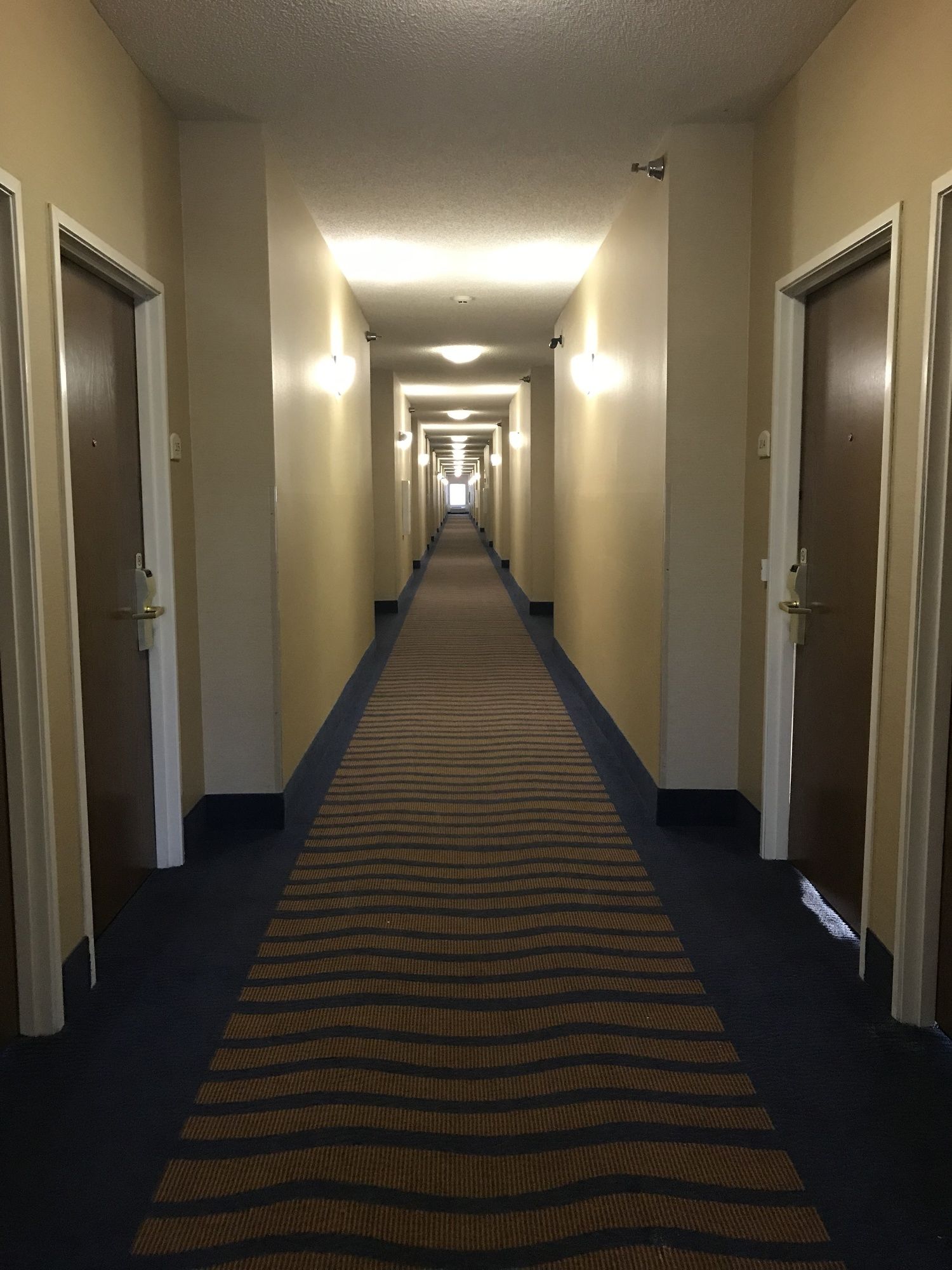 Blue Water Inn & Suites, BW Signature Collection