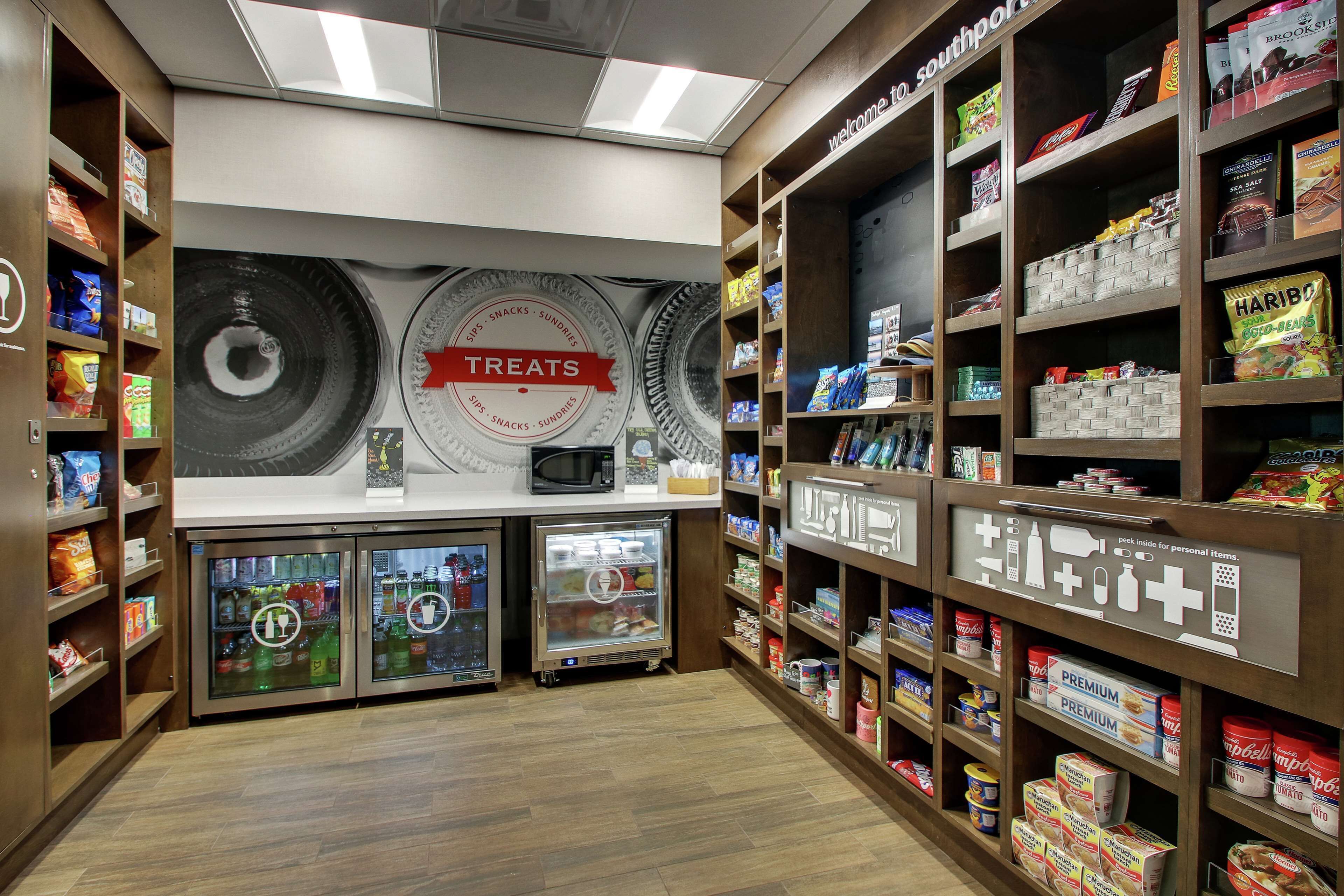 Hampton Inn & Suites by Hilton Southport