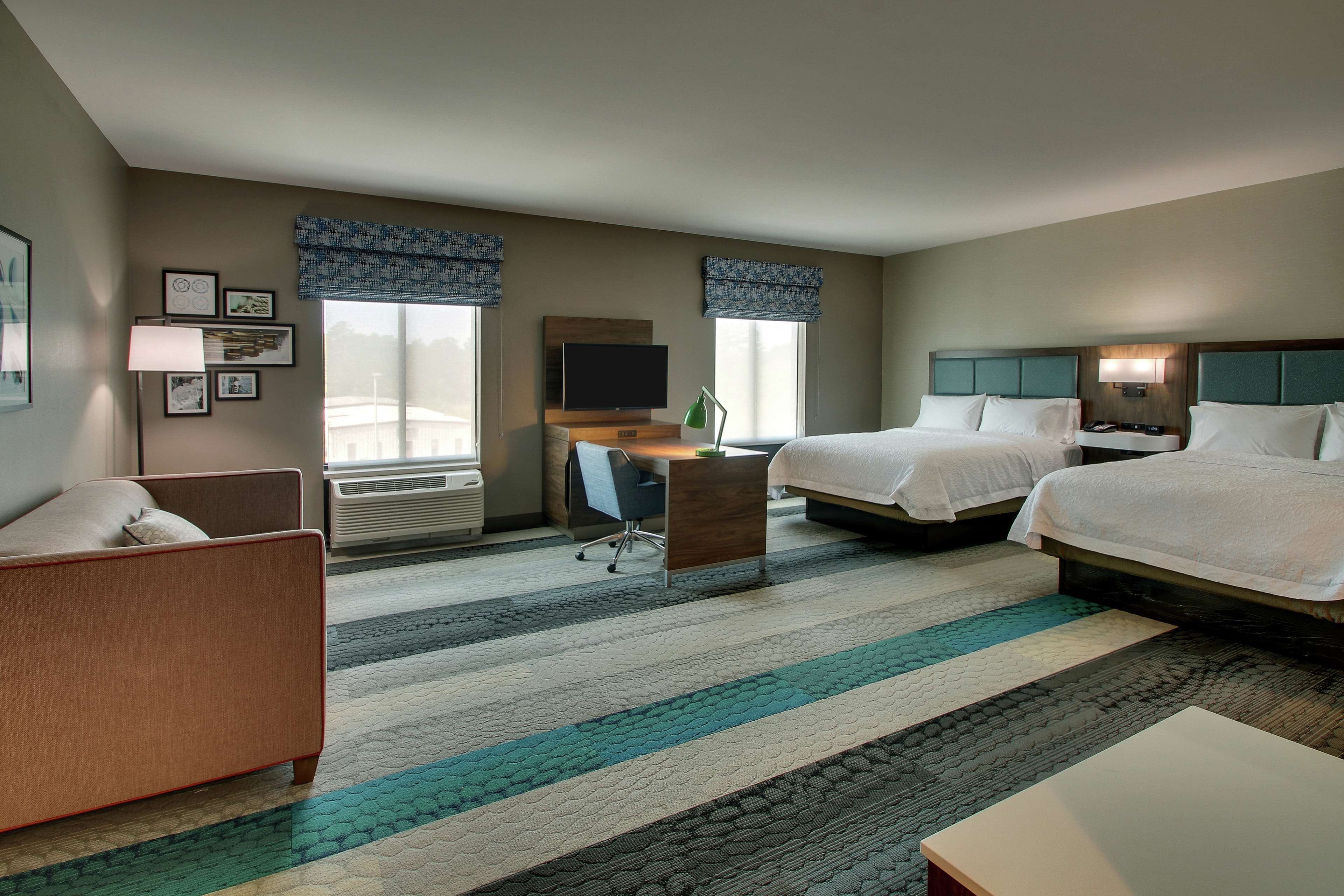 Hampton Inn & Suites by Hilton Southport