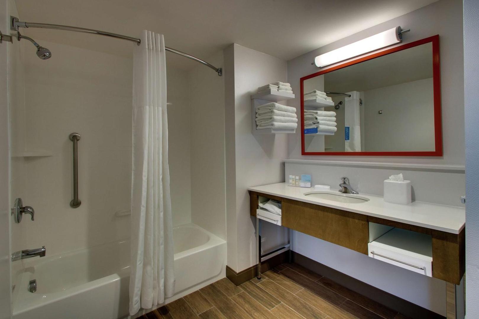 Hampton Inn & Suites by Hilton Southport