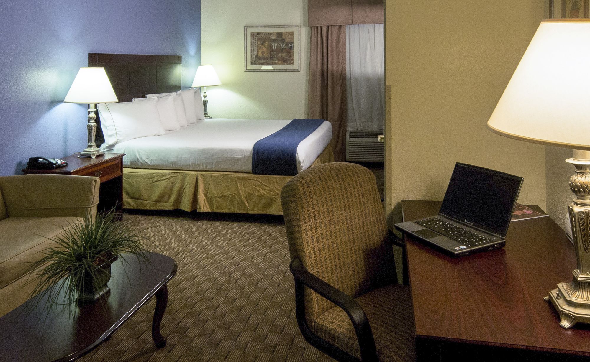Spark by Hilton Spring Lake Fayetteville