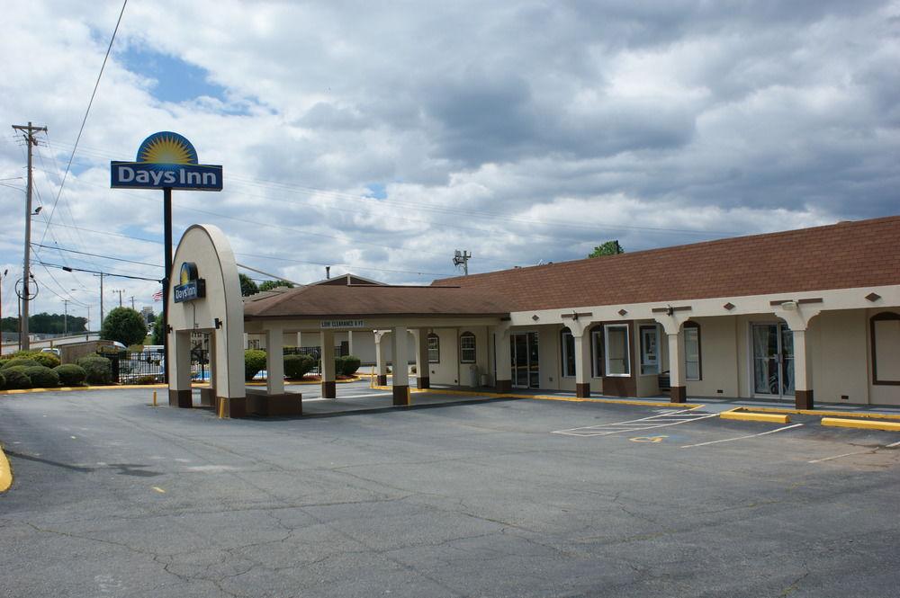 Days Inn by Wyndham Statesville