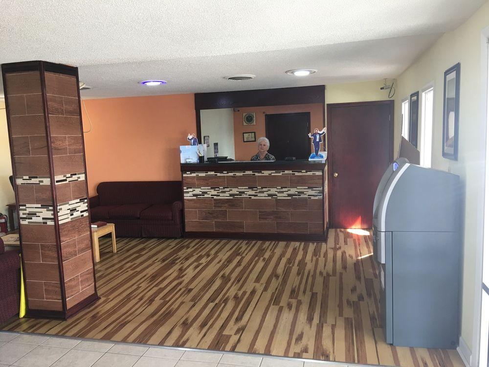 Days Inn by Wyndham Statesville