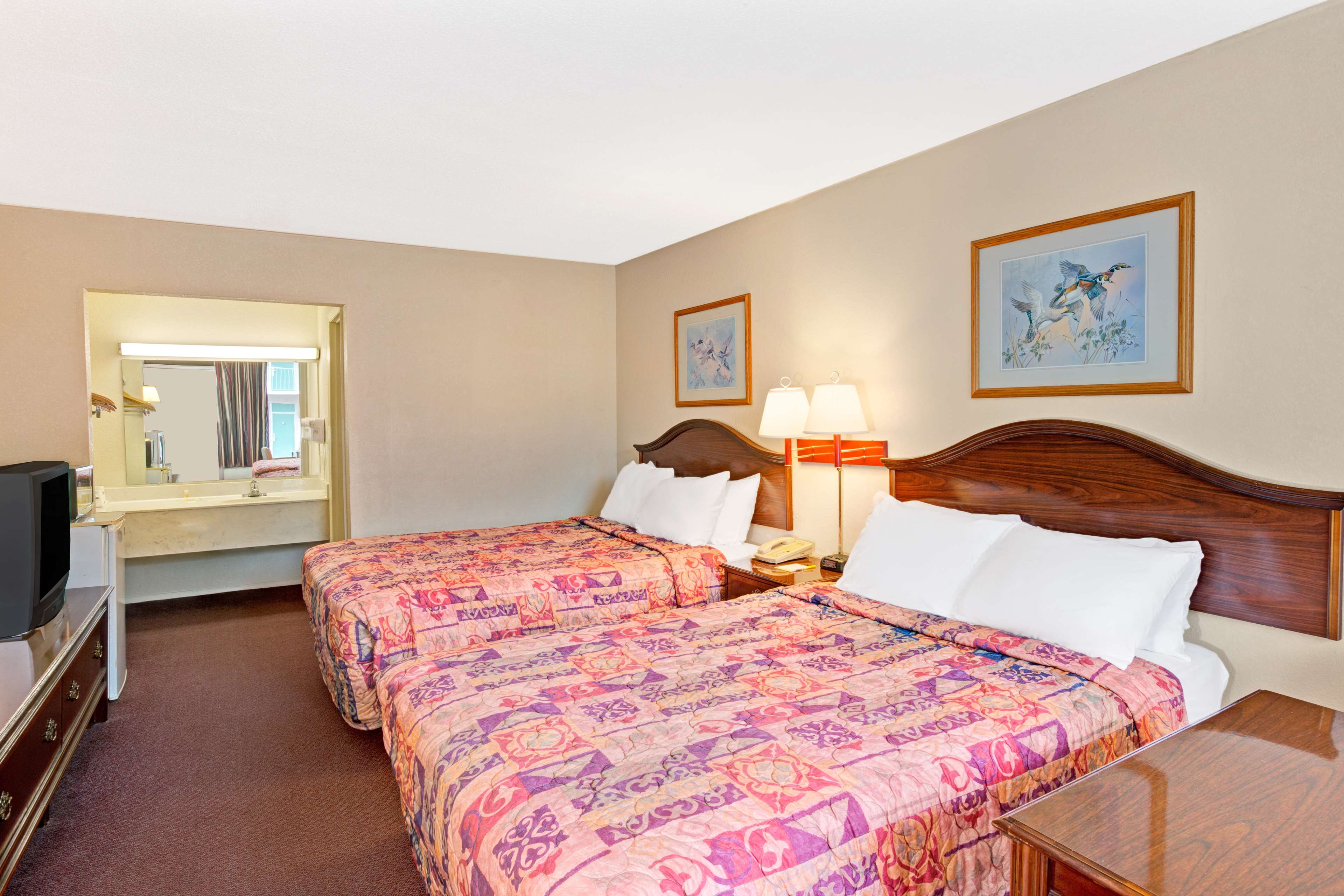 Days Inn by Wyndham Statesville