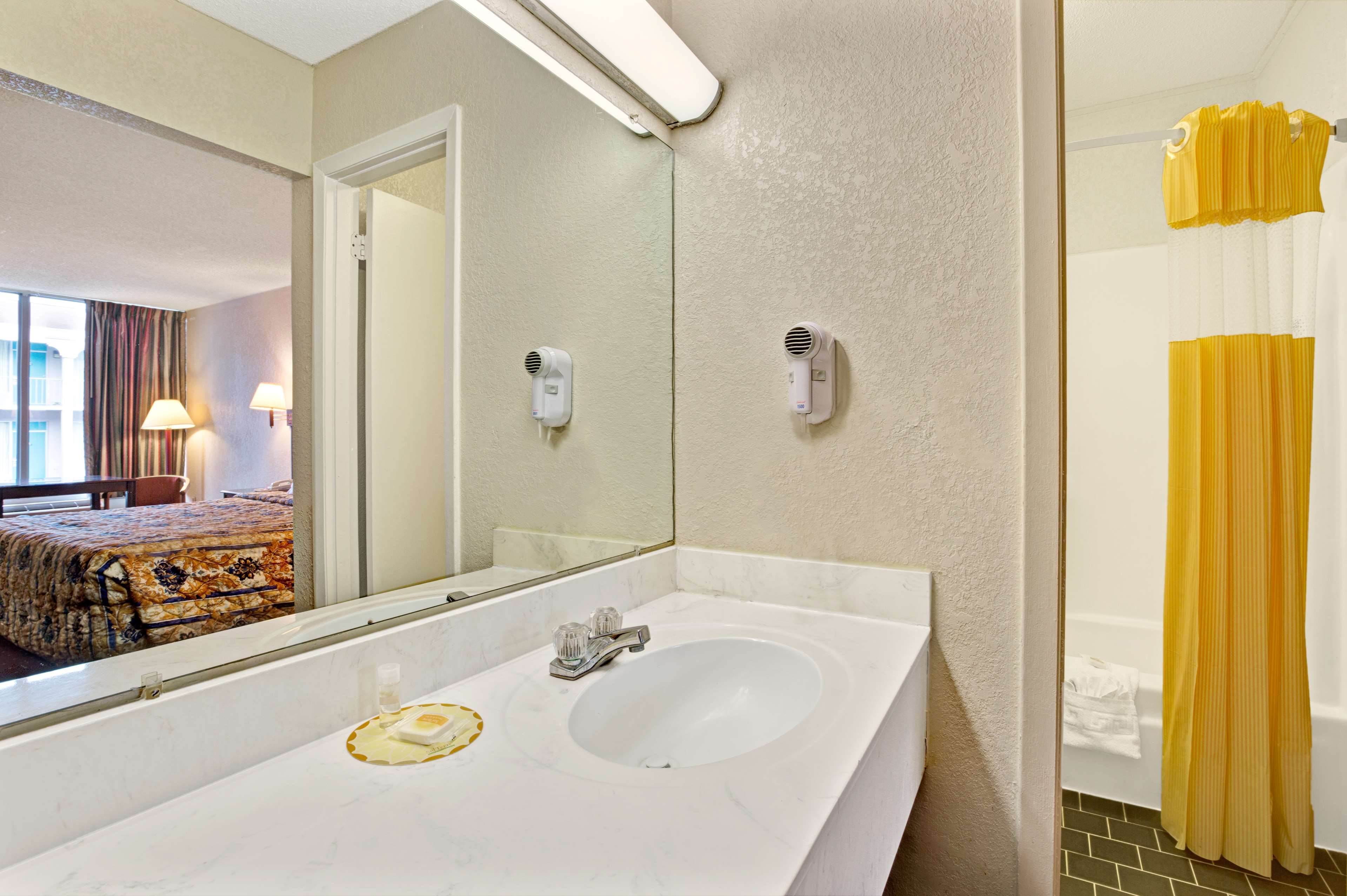 Days Inn by Wyndham Statesville