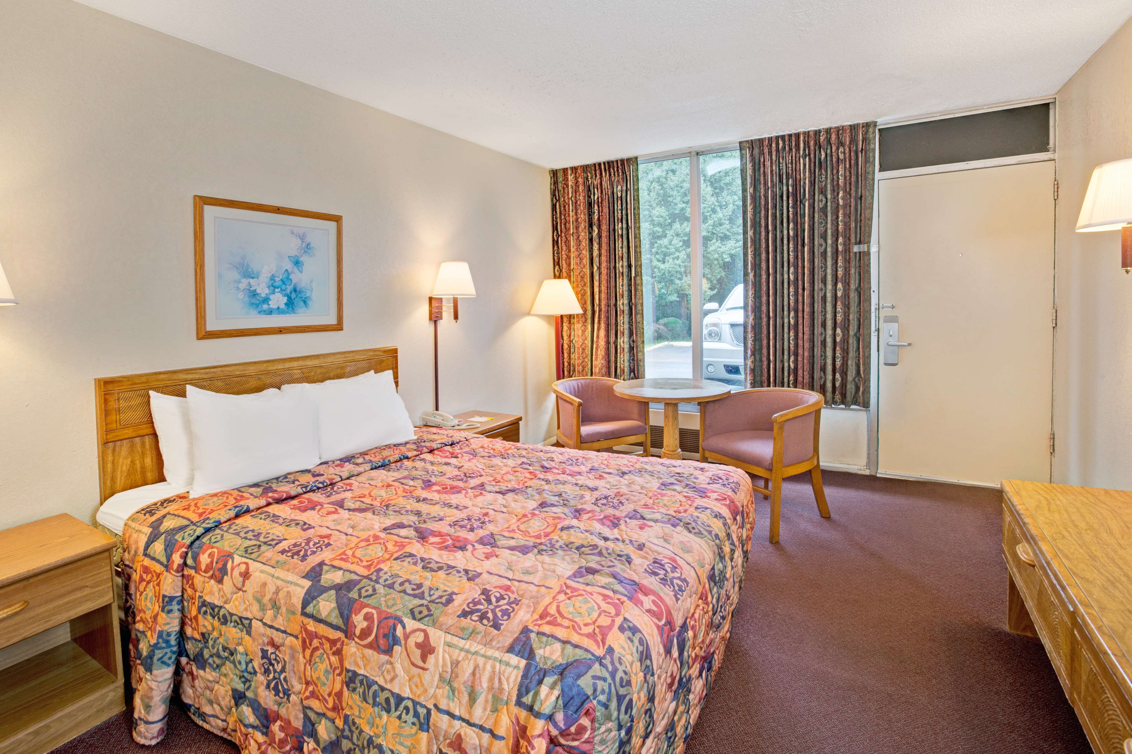 Days Inn by Wyndham Statesville