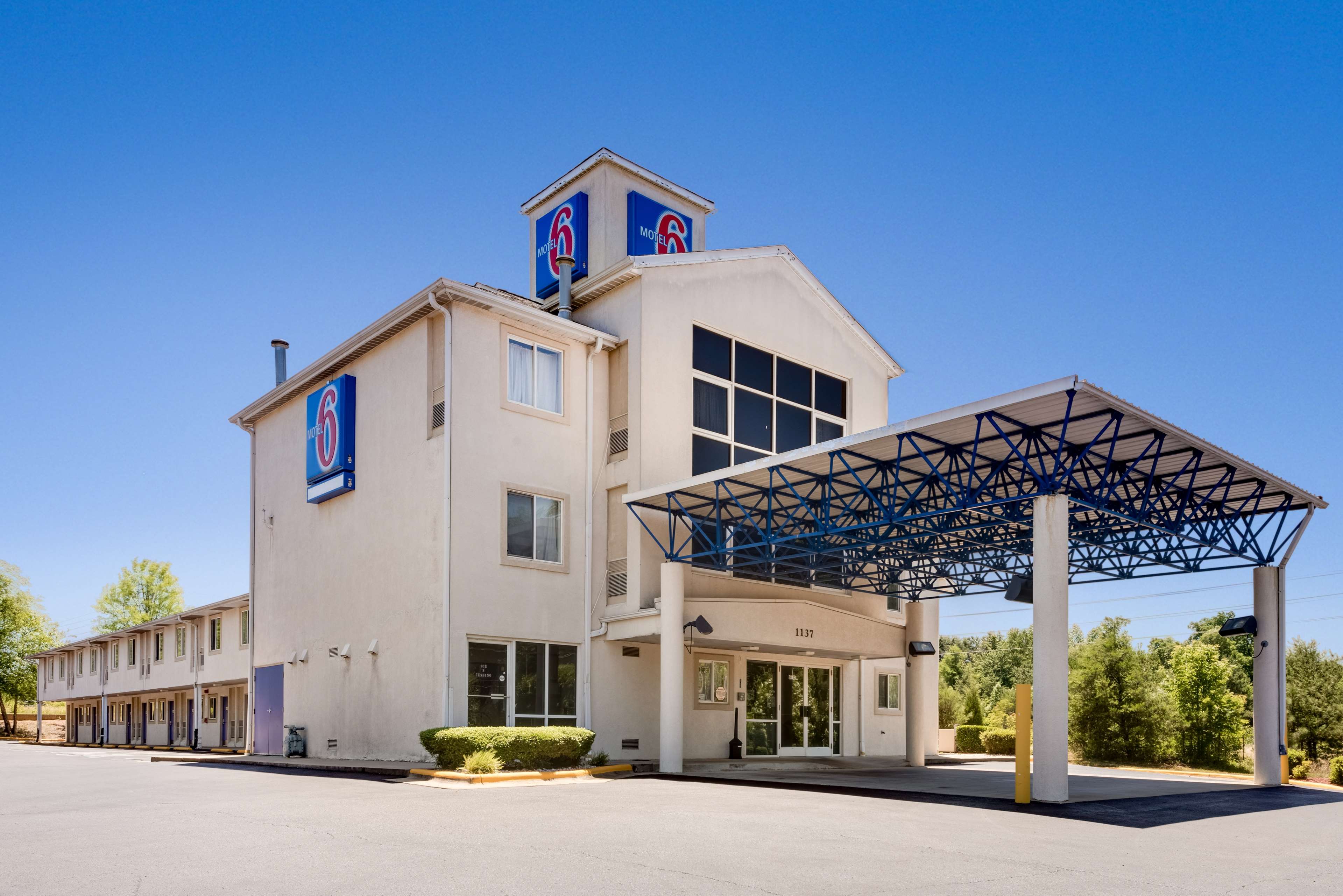 Motel 6 Statesville