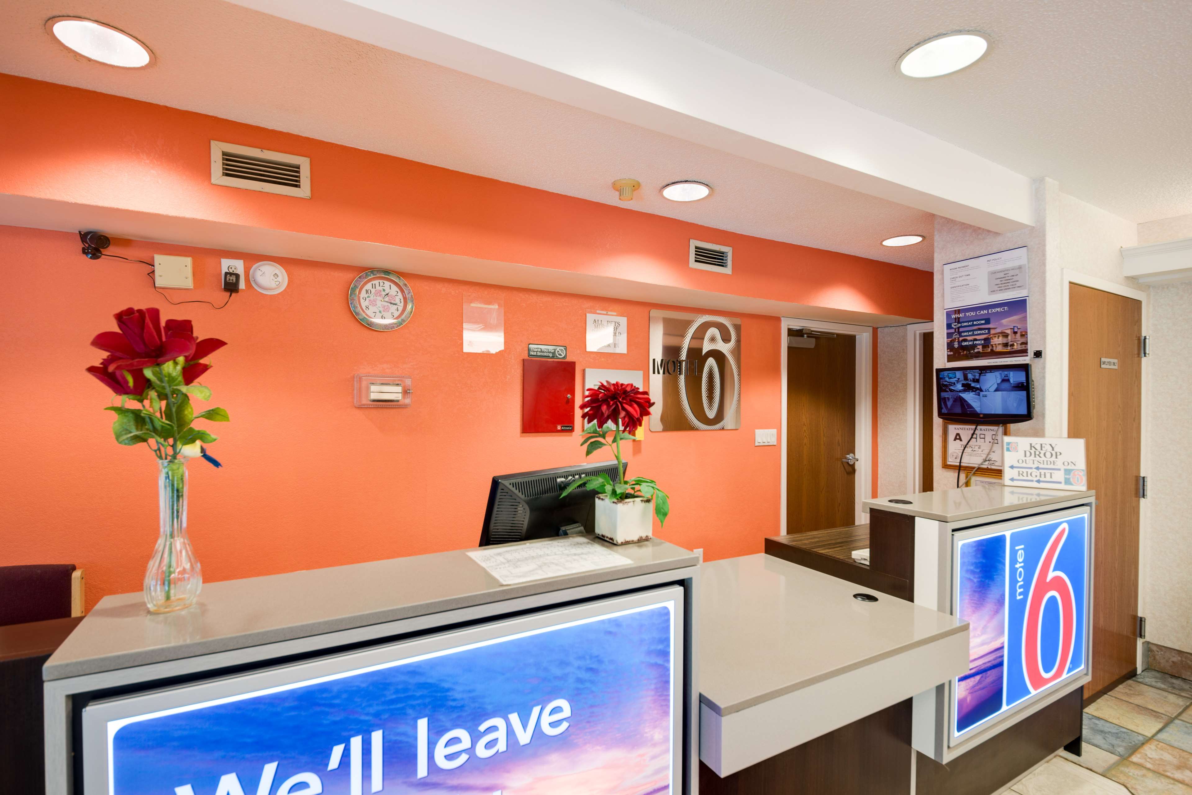 Motel 6 Statesville