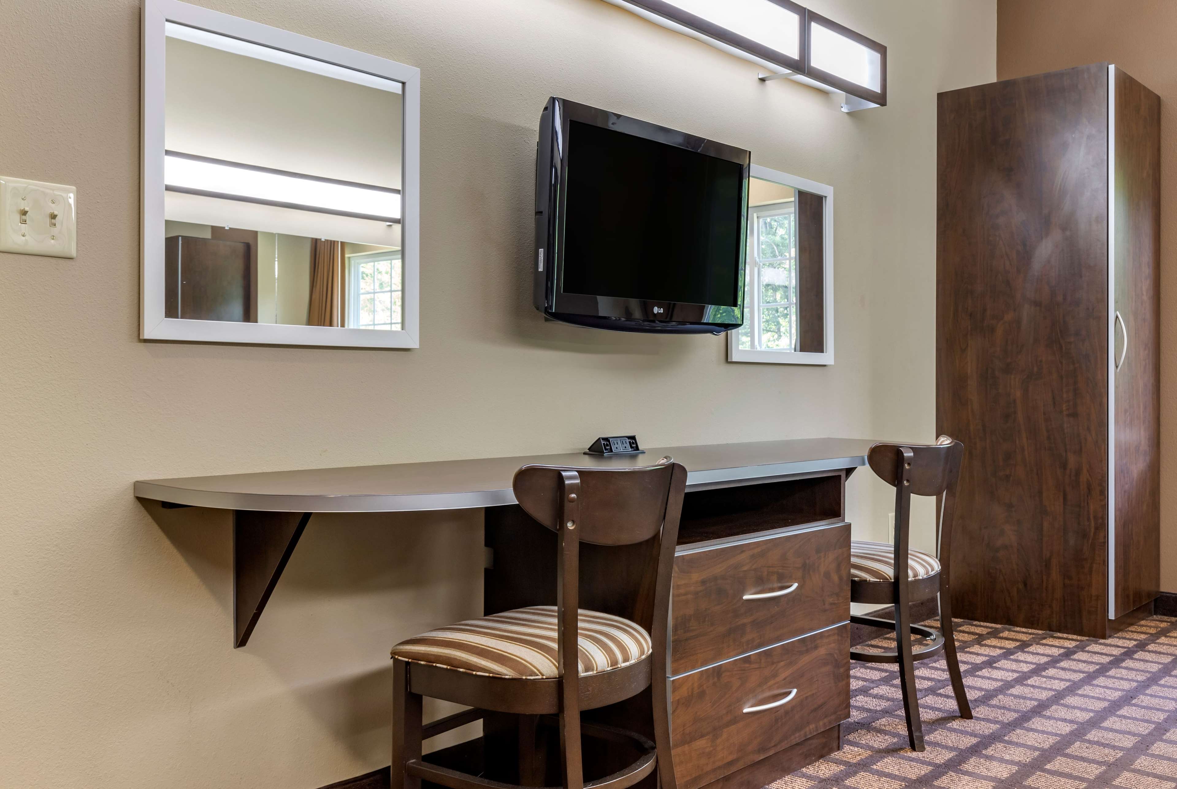 Microtel Inn & Suites by Wyndham Sylva Dillsboro Area