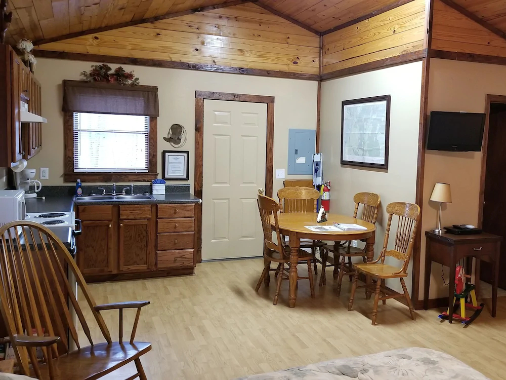 Uwharrie Cabins