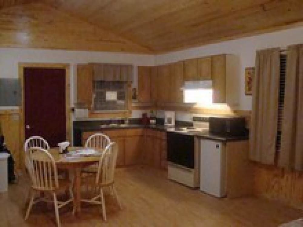 Uwharrie Cabins