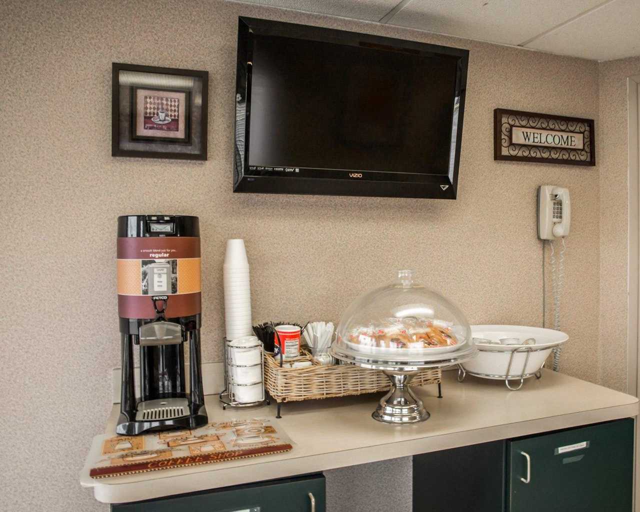 Econo Lodge North Washington