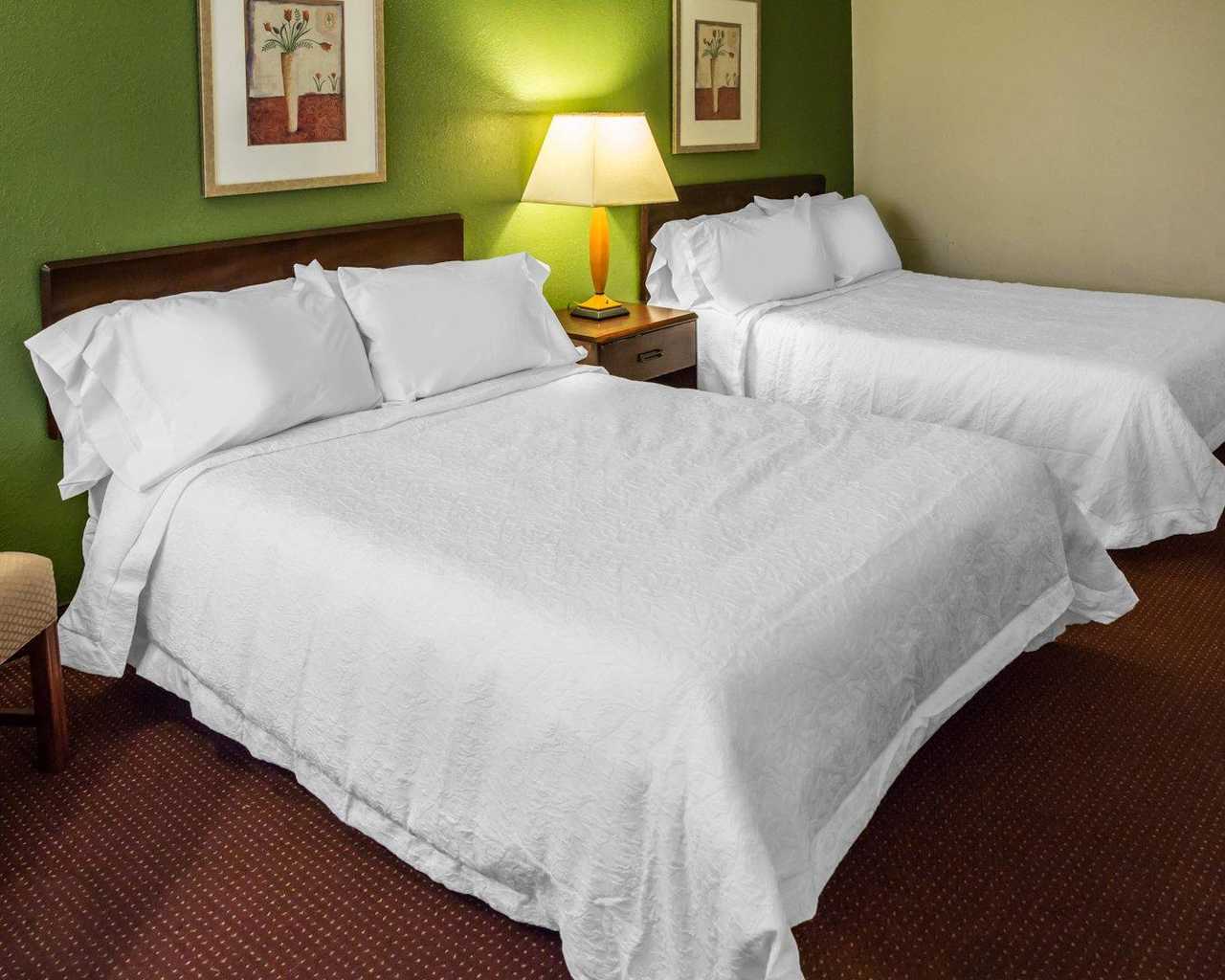 Econo Lodge North Washington