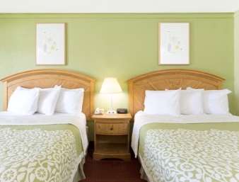 Days Inn by Wyndham Washington