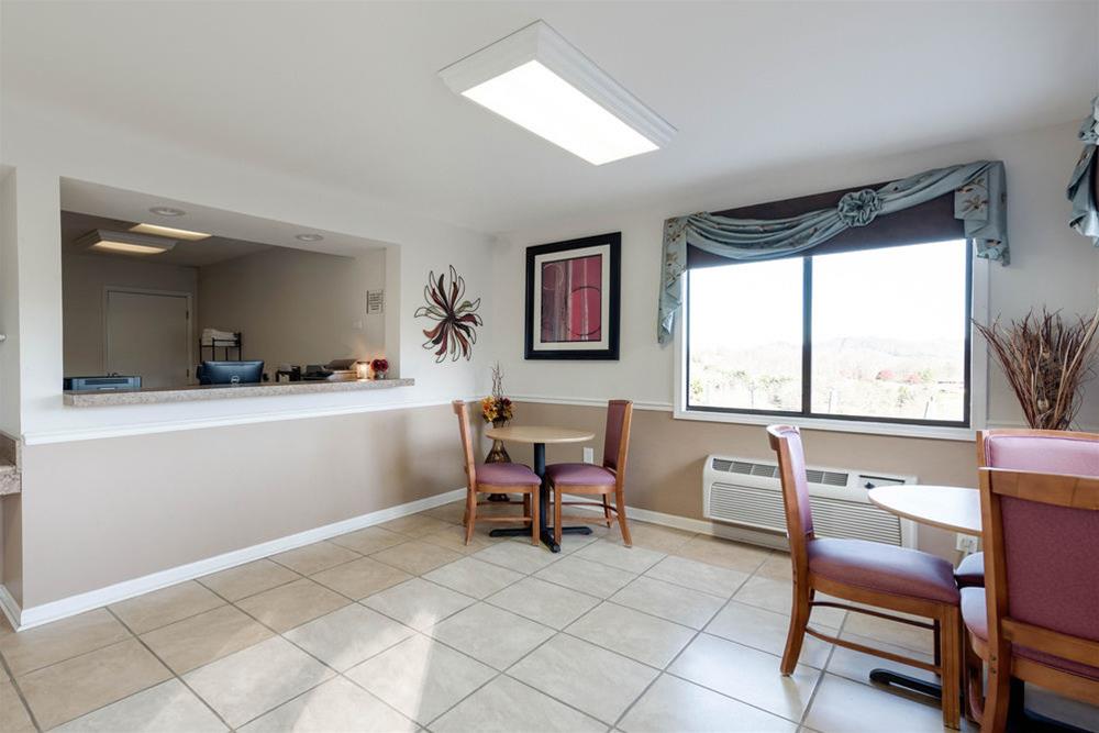 Econo Lodge Waynesville