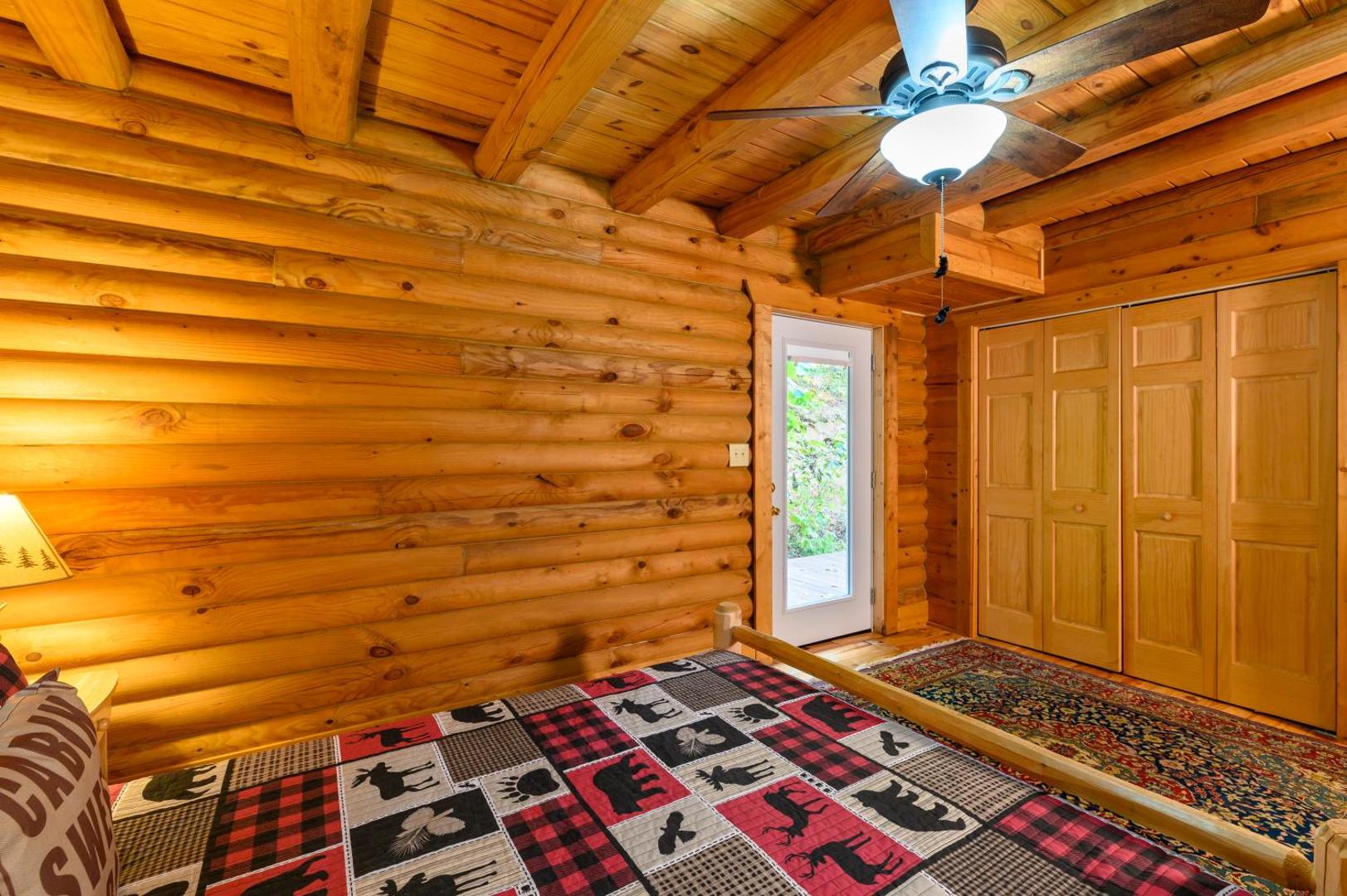 Smokies Overlook Lodge