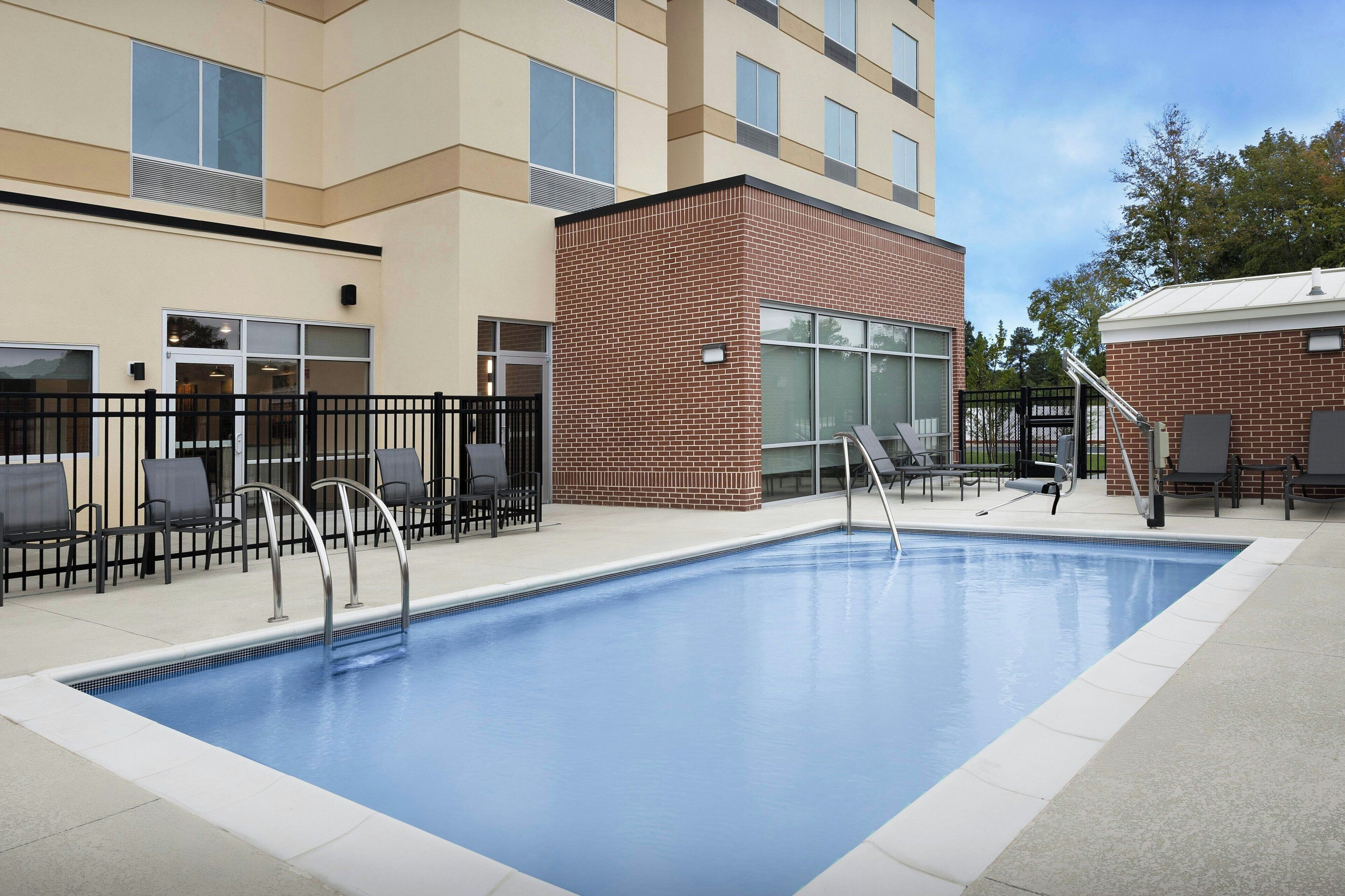 Fairfield By Marriott Inn & Suites Weldon