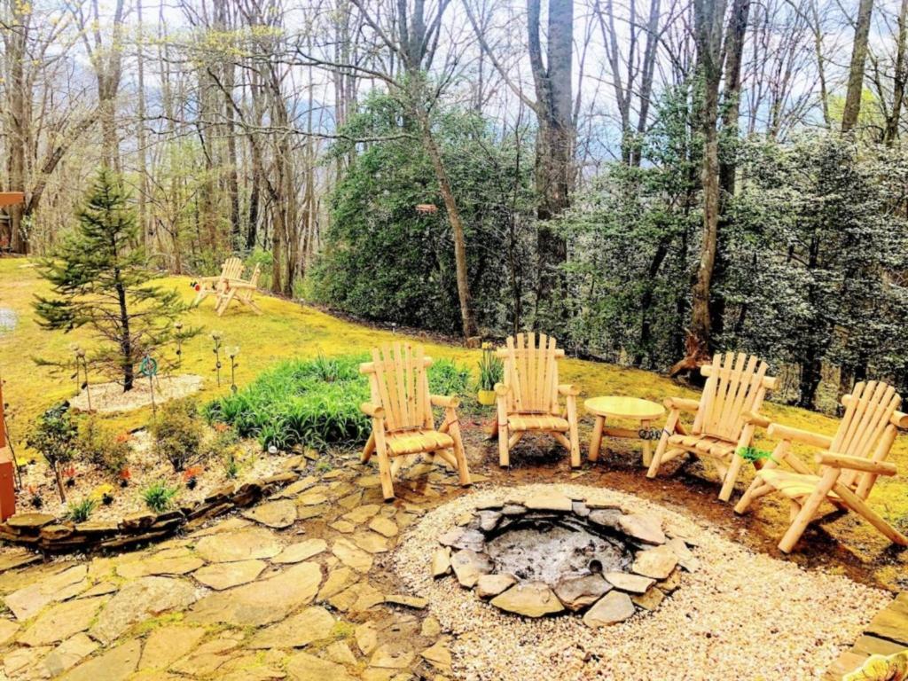 Smoky Mountain Views Cabins