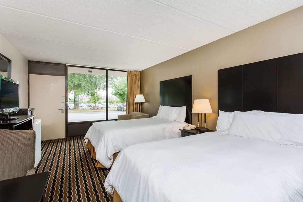 Quality Inn Near Speedway