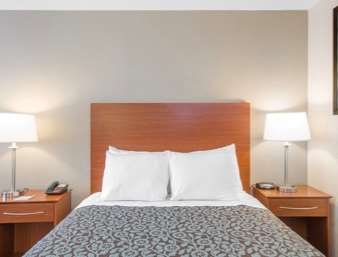 Days Inn by Wyndham Wilmington / University