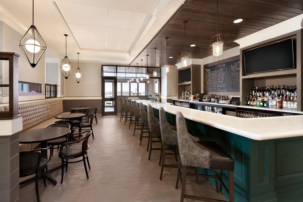 Embassy Suites by Hilton Wilmington Riverfront