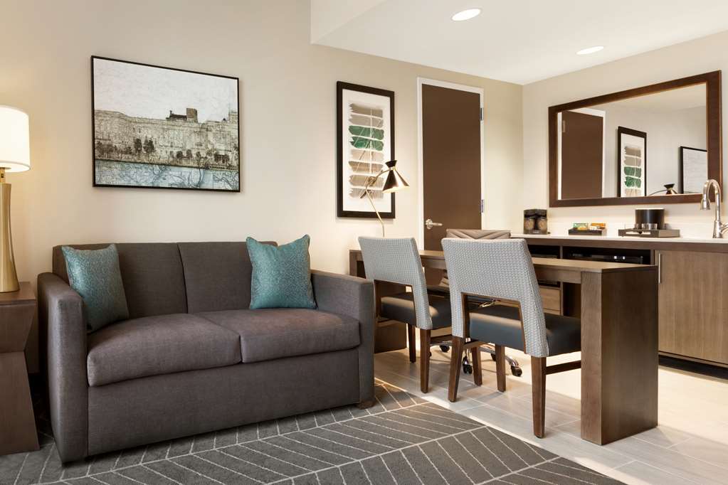 Embassy Suites by Hilton Wilmington Riverfront