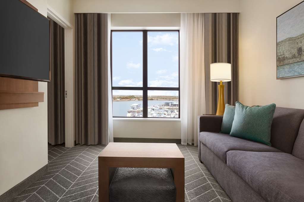 Embassy Suites by Hilton Wilmington Riverfront