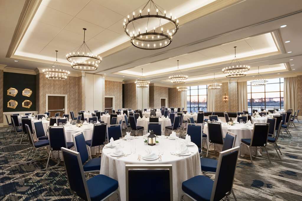 Embassy Suites by Hilton Wilmington Riverfront