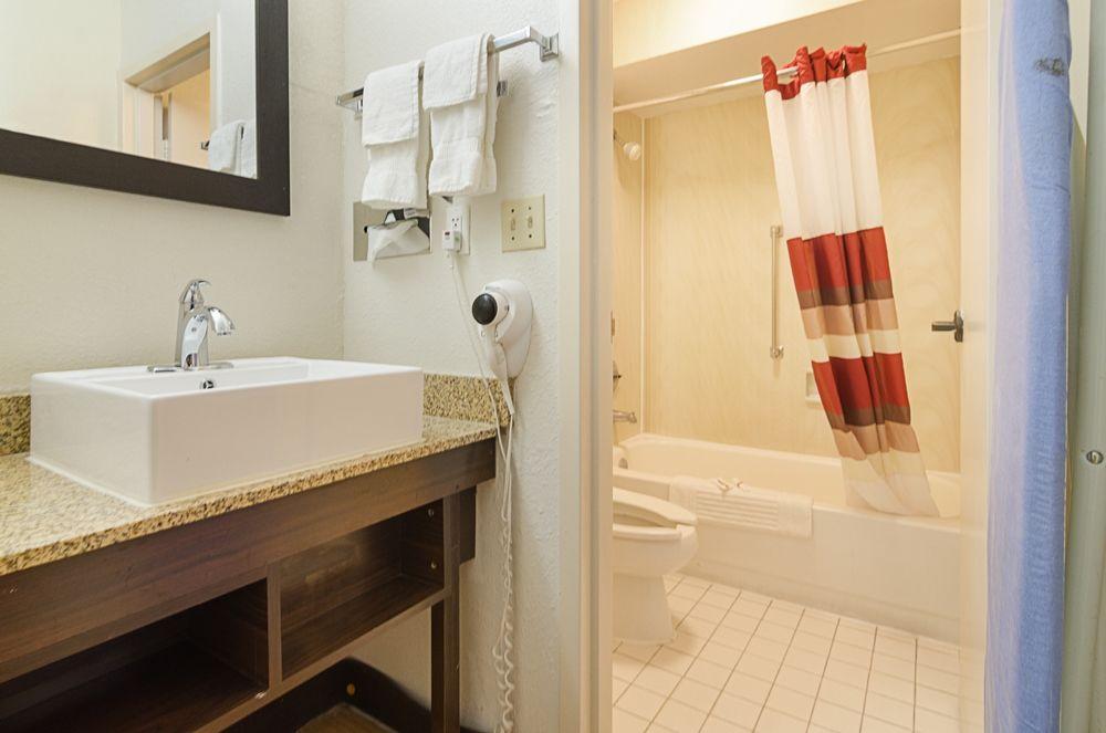 Red Roof Inn Wilmington