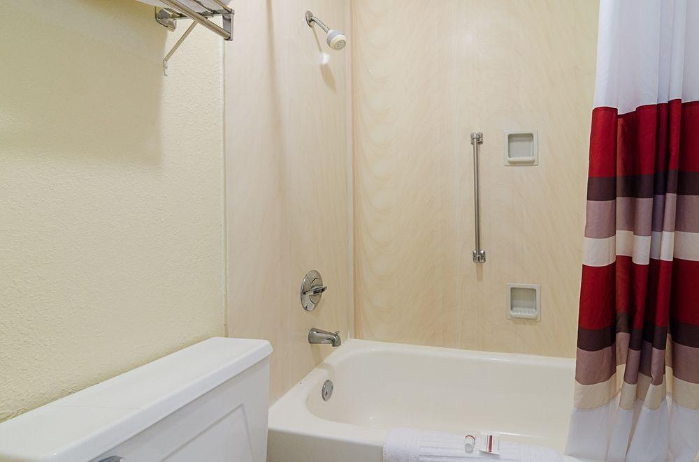 Red Roof Inn Wilmington