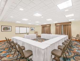 Wingate by Wyndham Wilmington