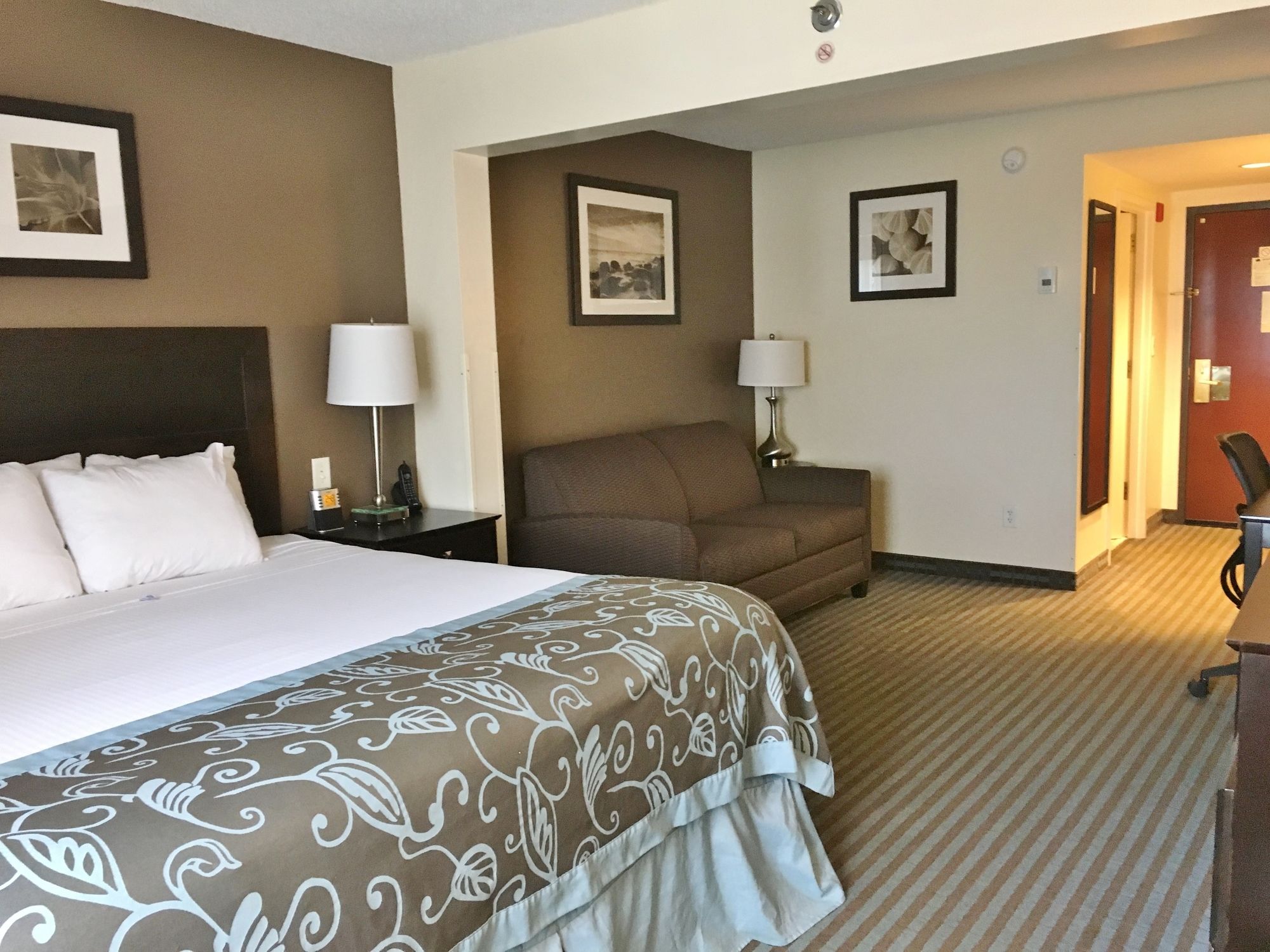 Wingate by Wyndham Wilmington