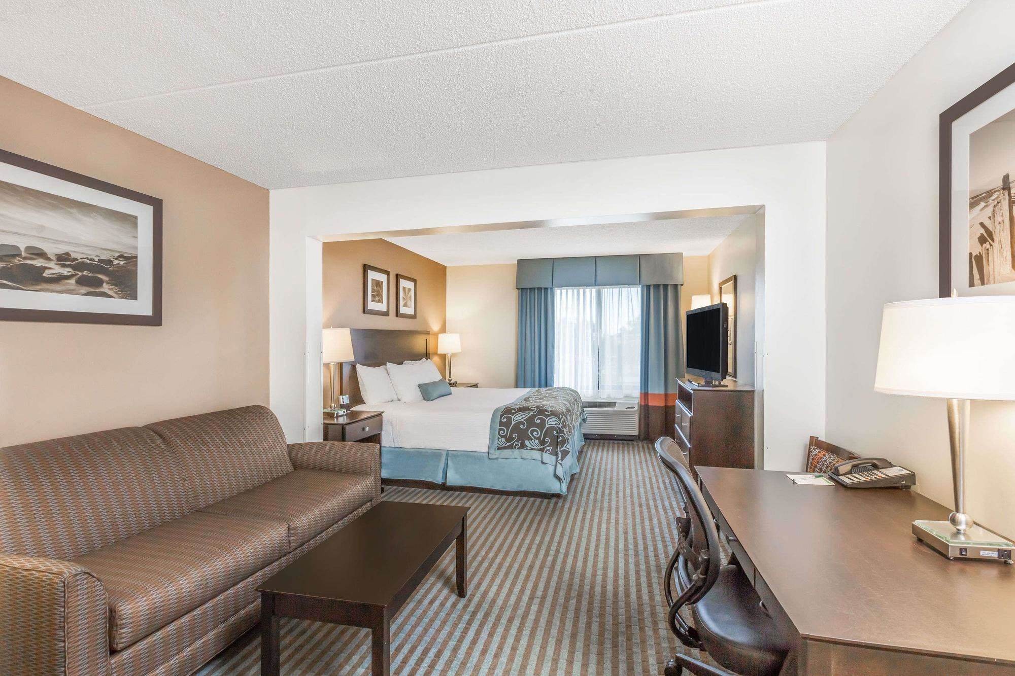 Wingate by Wyndham Wilmington