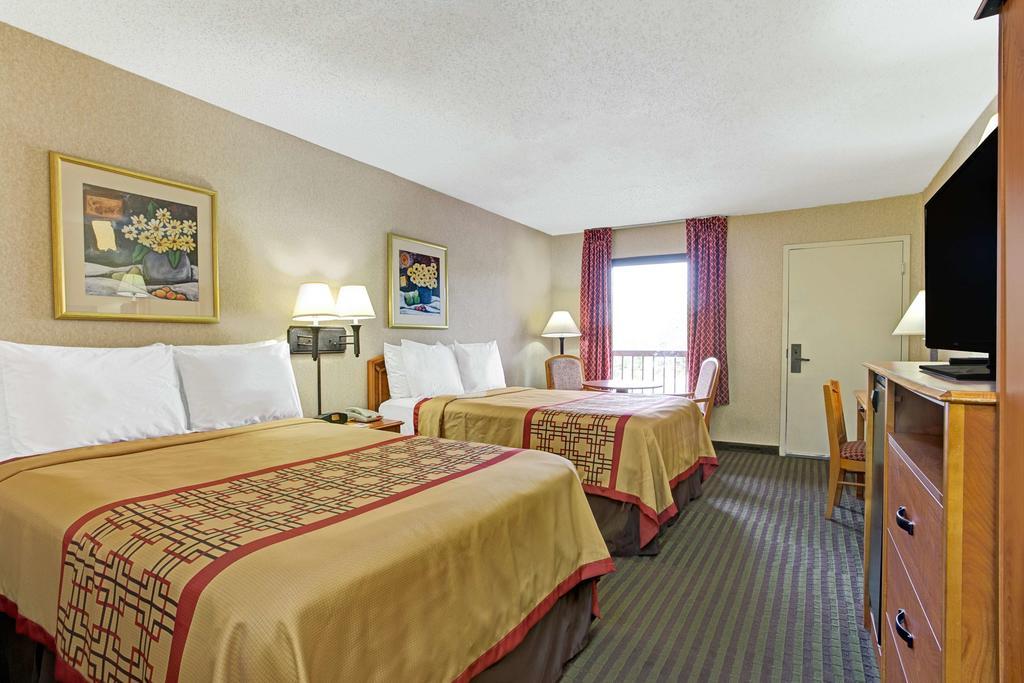 Days Inn by Wyndham Wilson