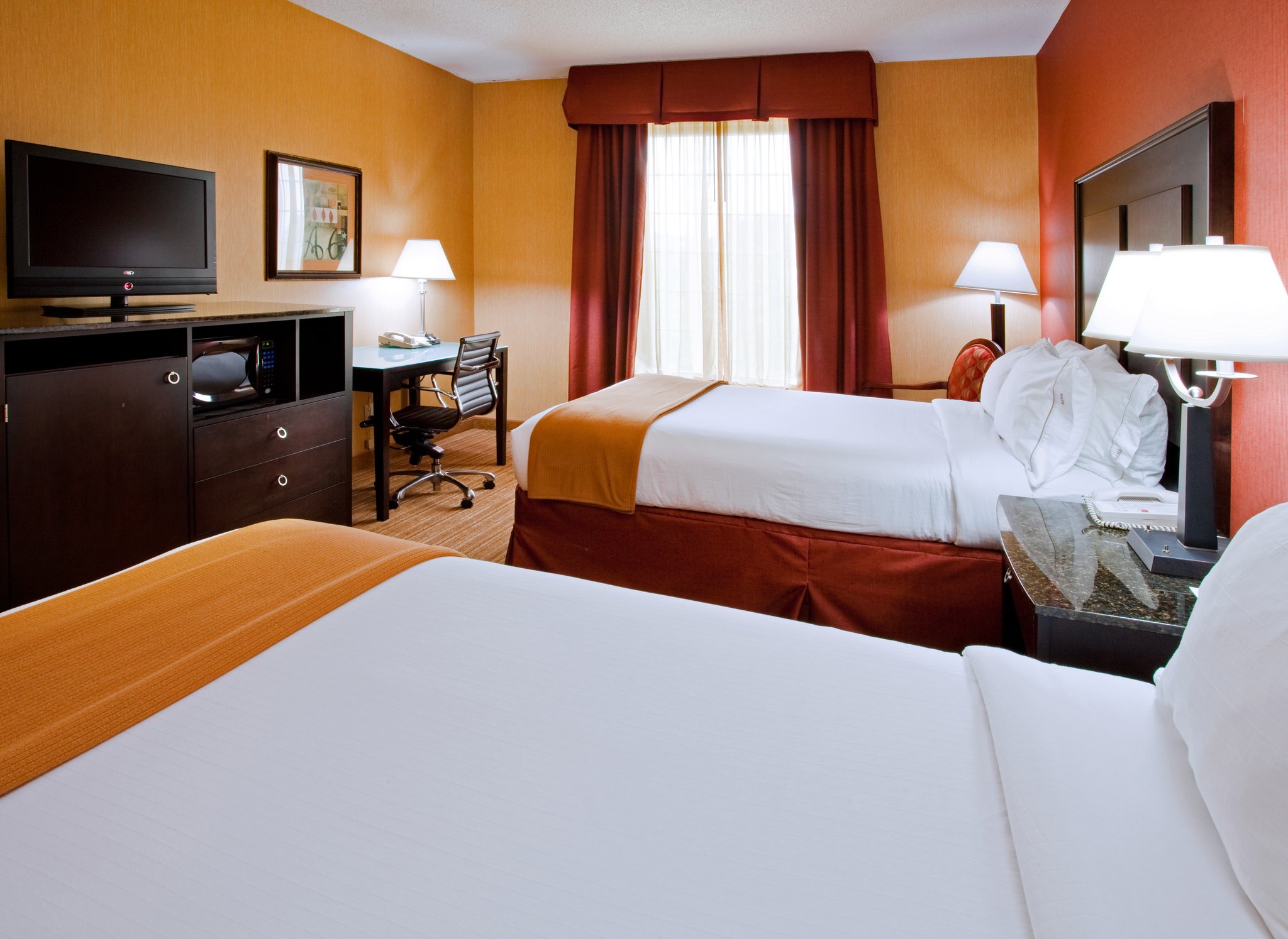 Holiday Inn Express Winston - Salem Downtown West