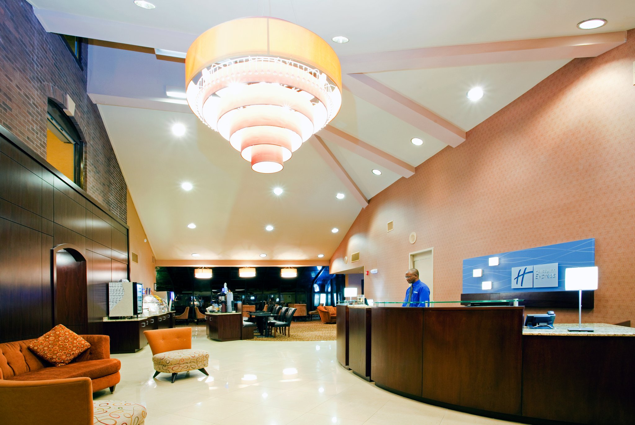 Holiday Inn Express Winston - Salem Downtown West