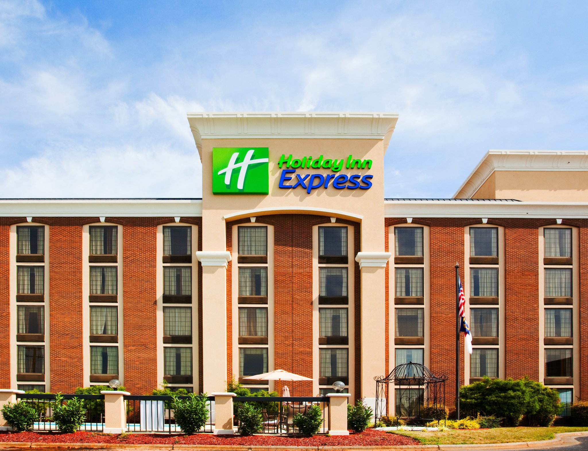Holiday Inn Express Winston - Salem Downtown West