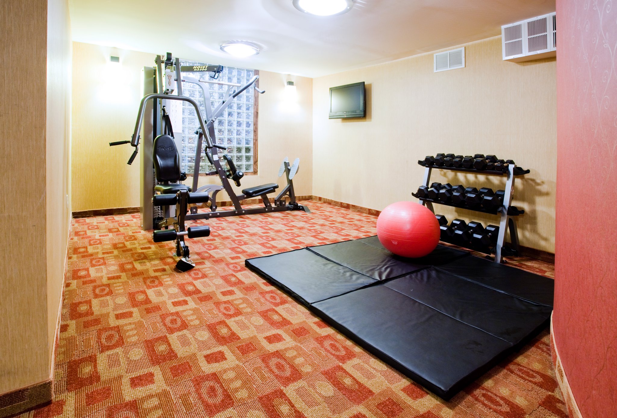 Holiday Inn Express Winston - Salem Downtown West