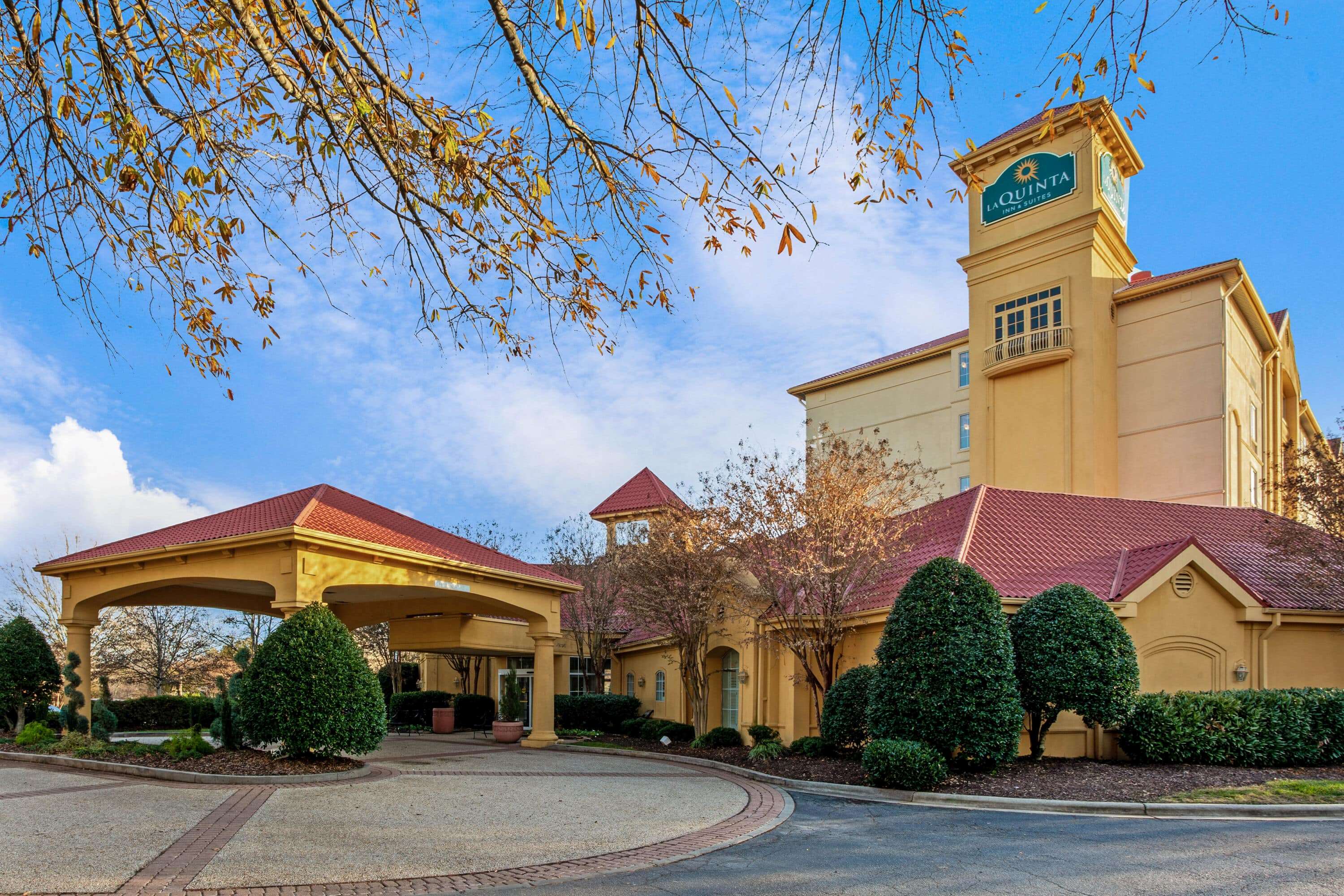 La Quinta Inn & Suites by Wyndham Winston-Salem