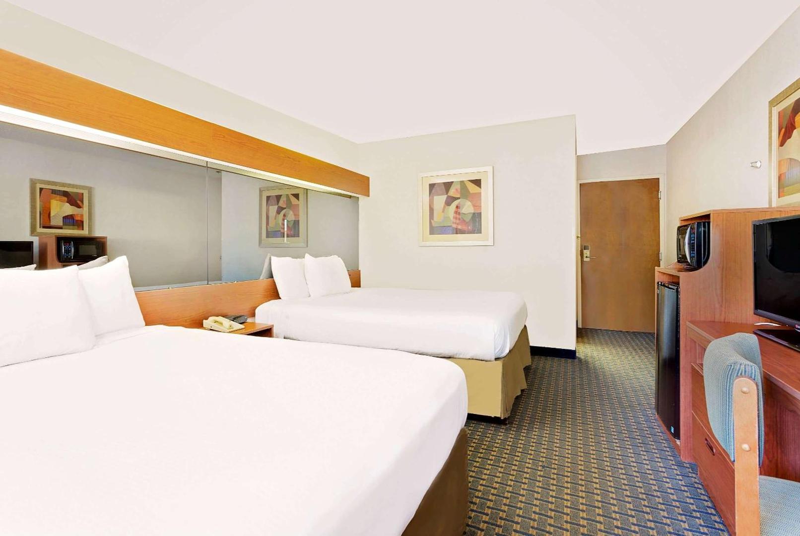 Microtel Inn & Suites by Wyndham Winston Salem