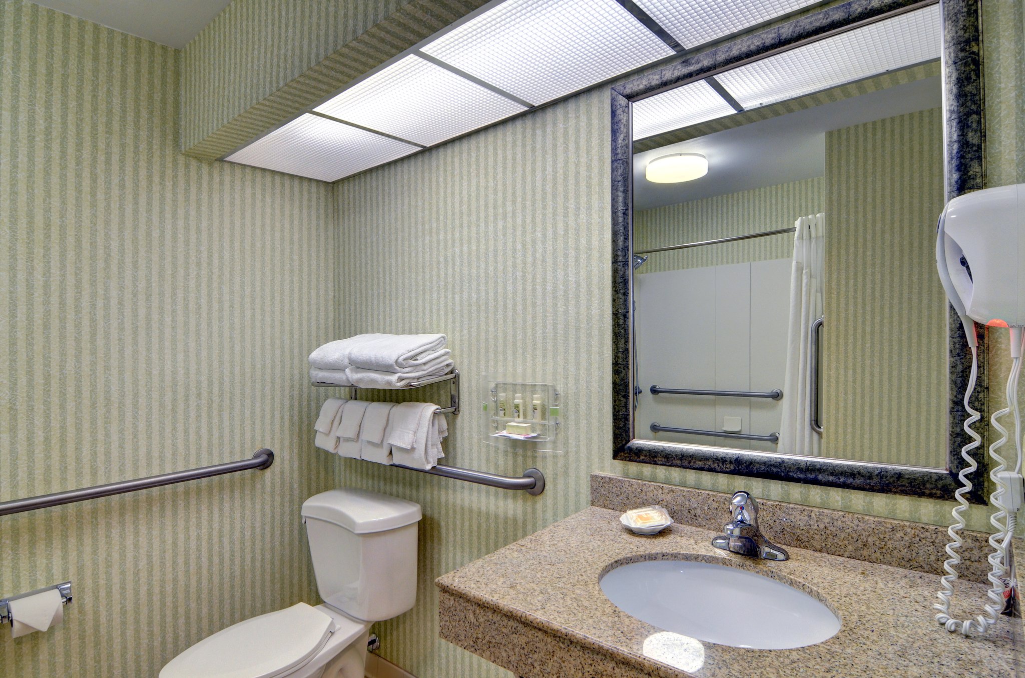 Holiday Inn Resort Wilmington E-Wrightsville Beach