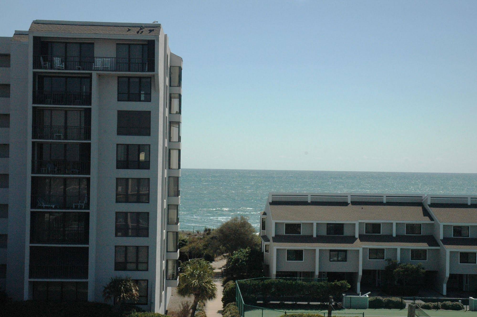 Summer Sands Suites