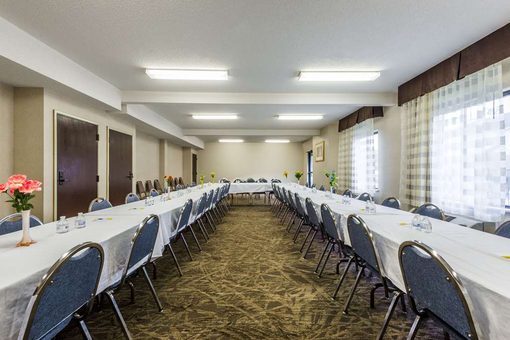 Days Inn by Wyndham Yadkinville