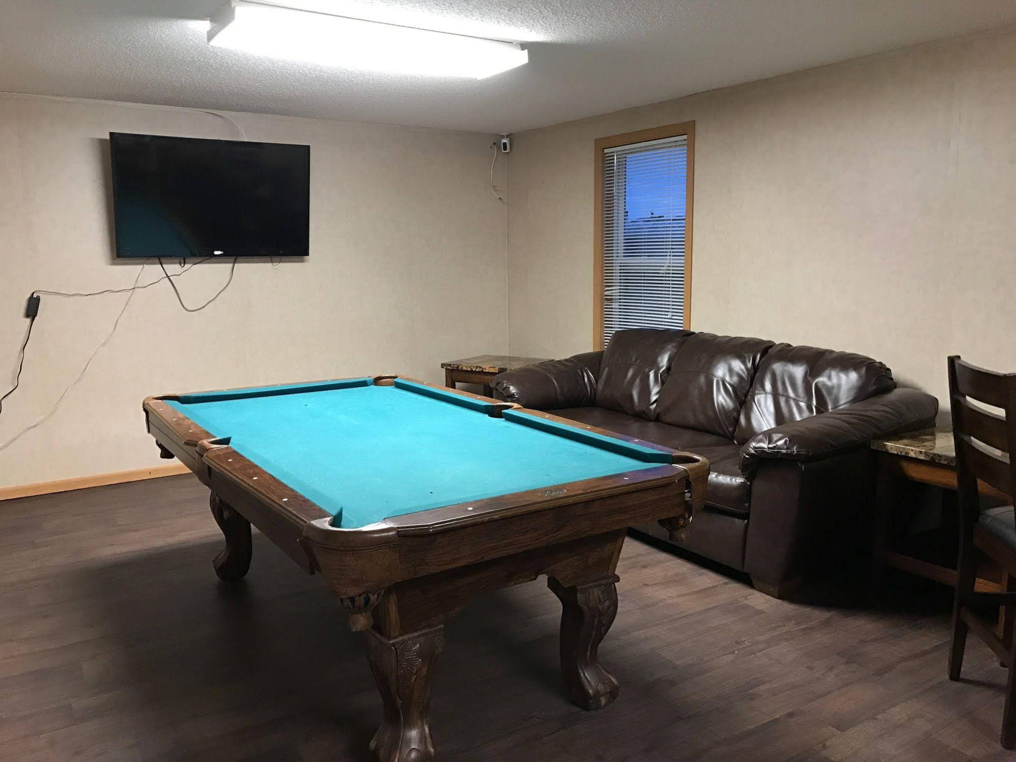 The Dakotan Motel