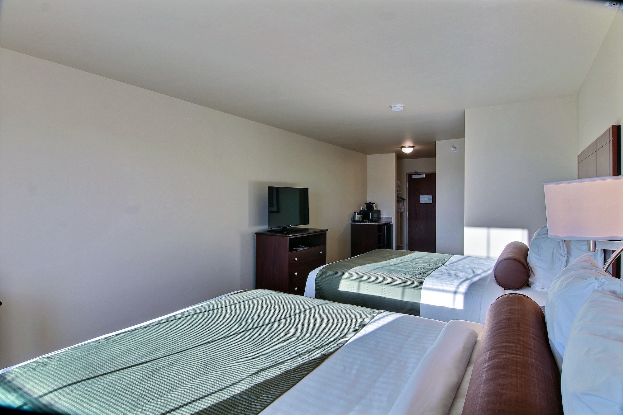 Cobblestone Hotel & Suites Beulah