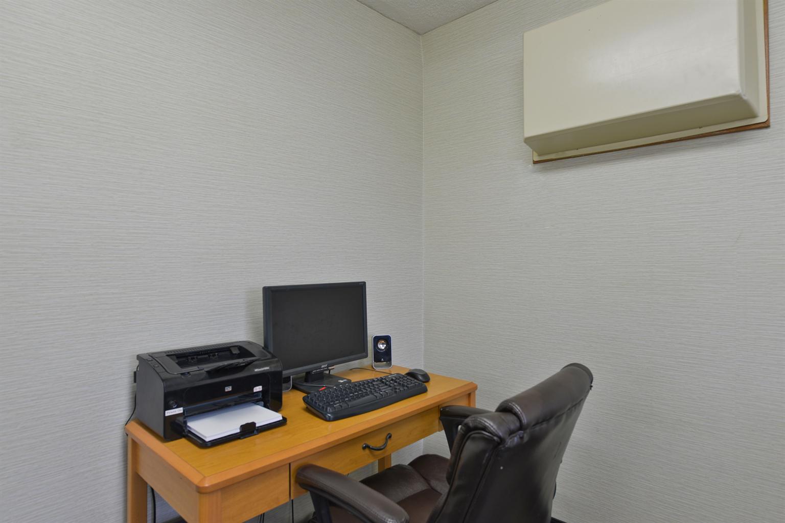 Americas Best Value Inn & Suites