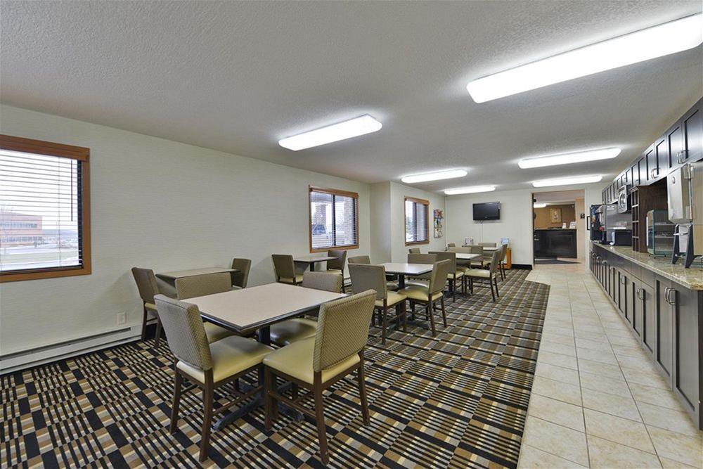Americas Best Value Inn & Suites
