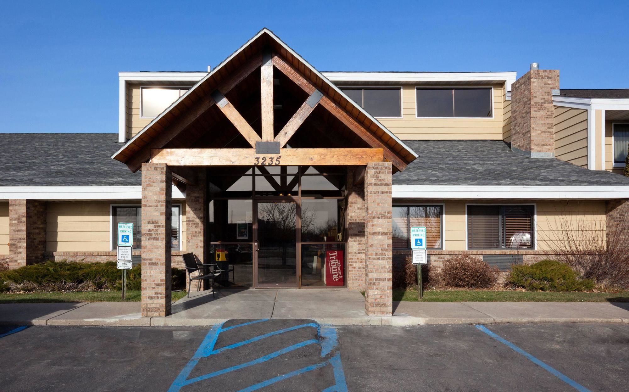 AmericInn Lodge & Suites Bismarck